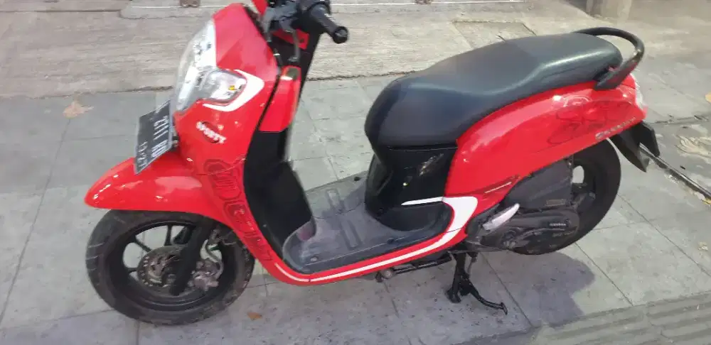 Scoopy sporty th 2017 mulus pool pjk Aktif