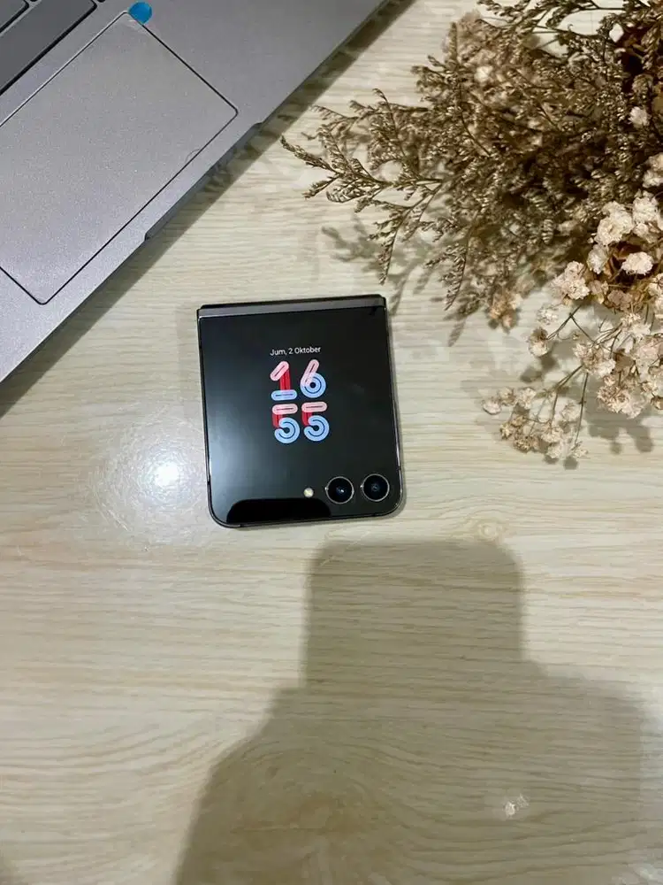 samsung flip 5 8/256gb sein ( hp aj )
