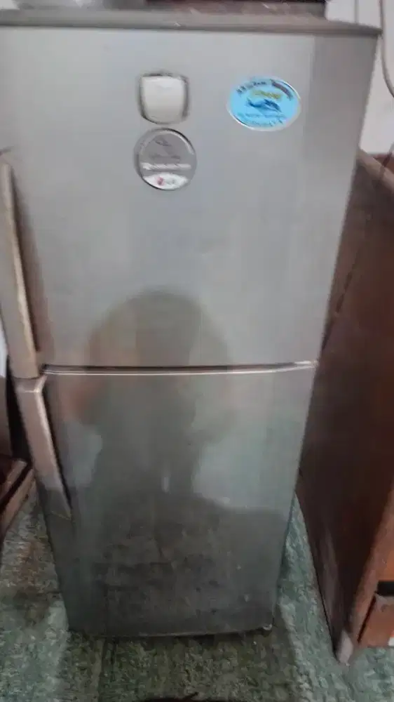 Kulkas bekas dingin