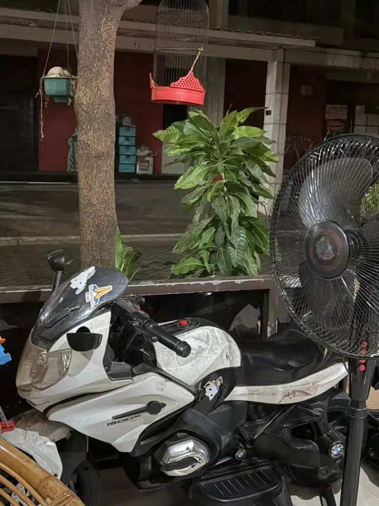 Motor motoran anak