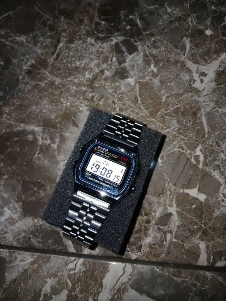 Jam tangan CASIO A159W-N1DF