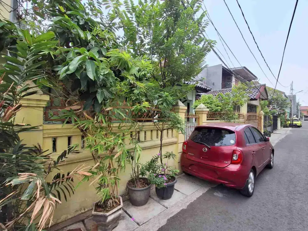 Dijual Rumah di komplek bebas banjir di joglo jakbar
