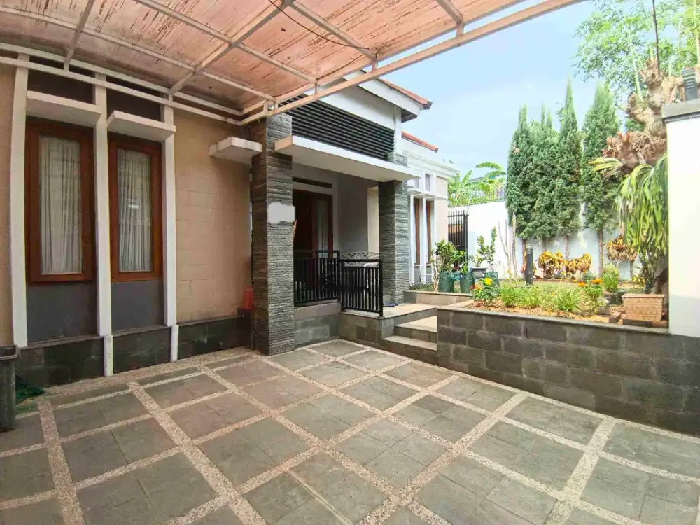 rumah terawat minimalis komplek gegerkalong bandung utara