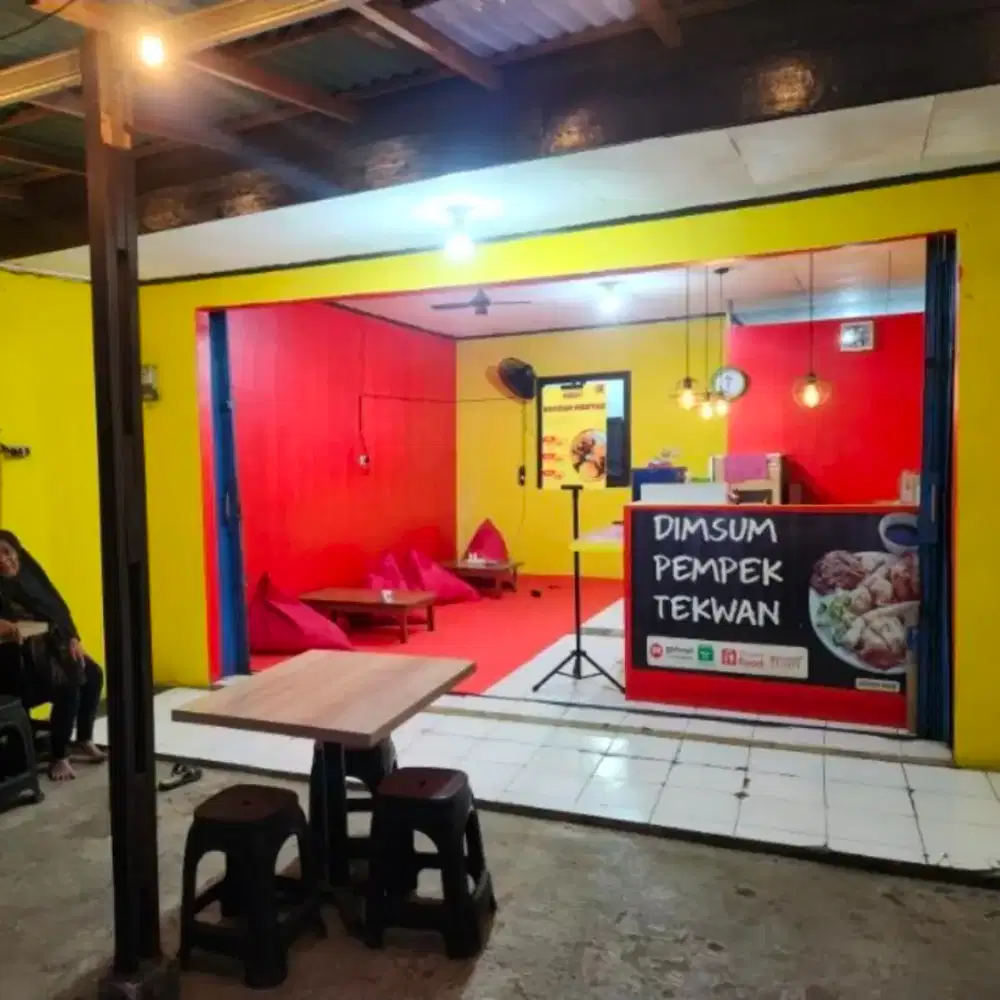 !!!DIBUTUHKAN SEGERA!!! penjaga outlet dimsum pempek tekwan Tang-sel