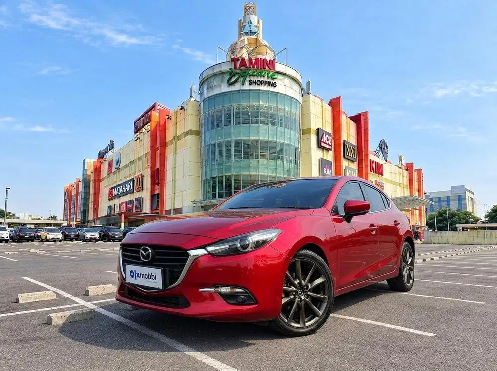 LOW DP -  Mazda 3 2.0 Skyactive-G Hatchback Bensin-AT 2019 Merah CSITB