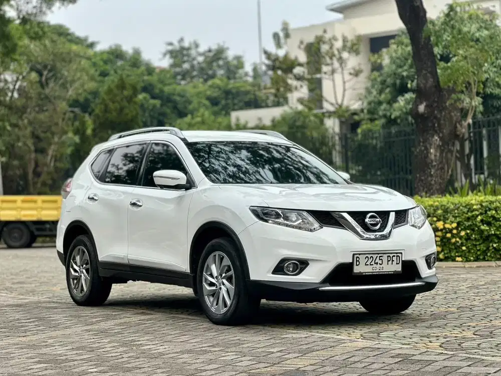 X-Trail 2.5 AT 2017 Low KM Pajak Panjang Mulus Terawat Siap Pakai