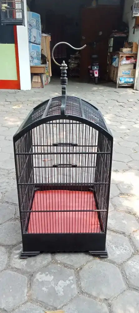 Sangkar Burung Besar