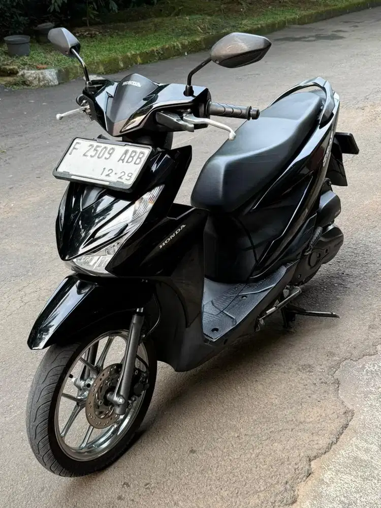 Honda Beat Deluxe Keyless Thn 2024 F Kota Mulus