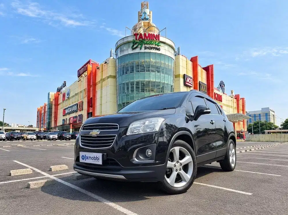 TDP RENDAH - Chevrolet Trax 1.4 Turbo LTZ Bensin-AT 2016 Hitam CSOMB
