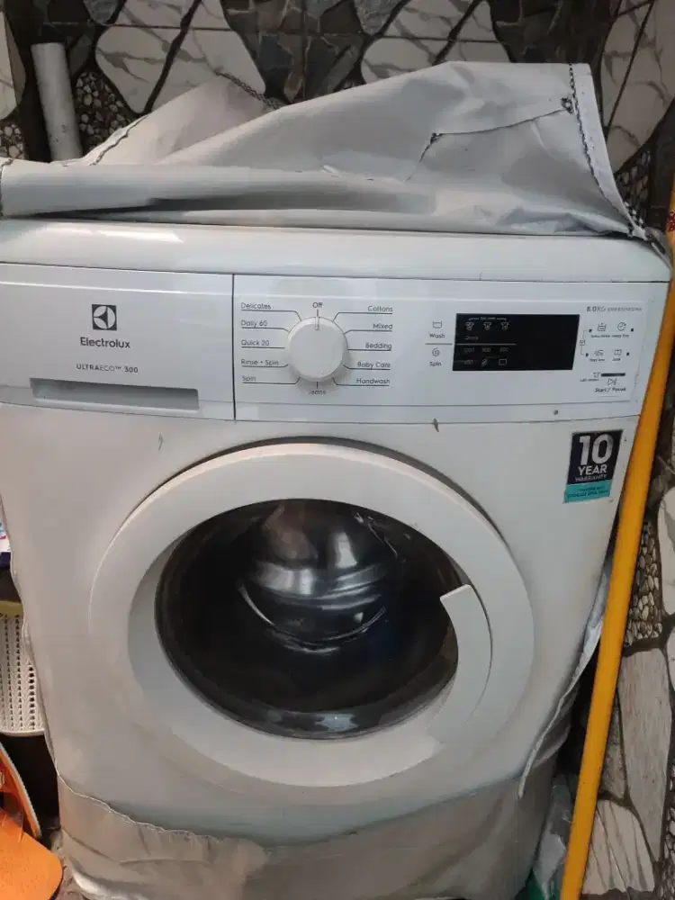 Dijual Mesin Cuci Electrolux: EWF8025EGWA
Berkapasitas 8kg