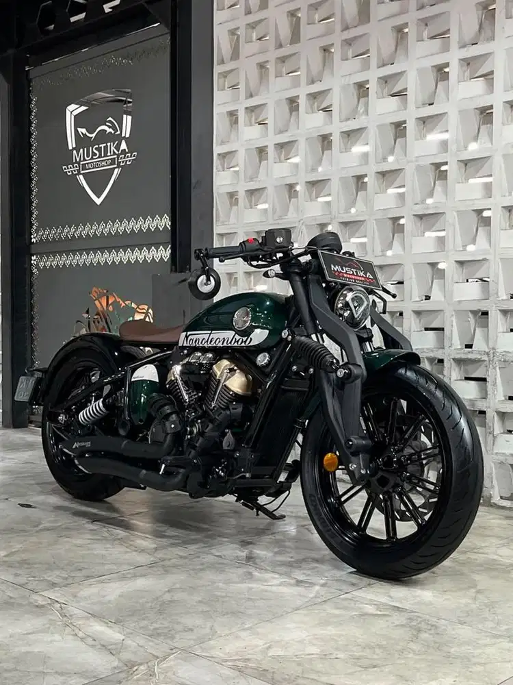 CUSTOM BOBBER NAPOLEON BOB 250CC 2025 LIKE NEW LOW ODO