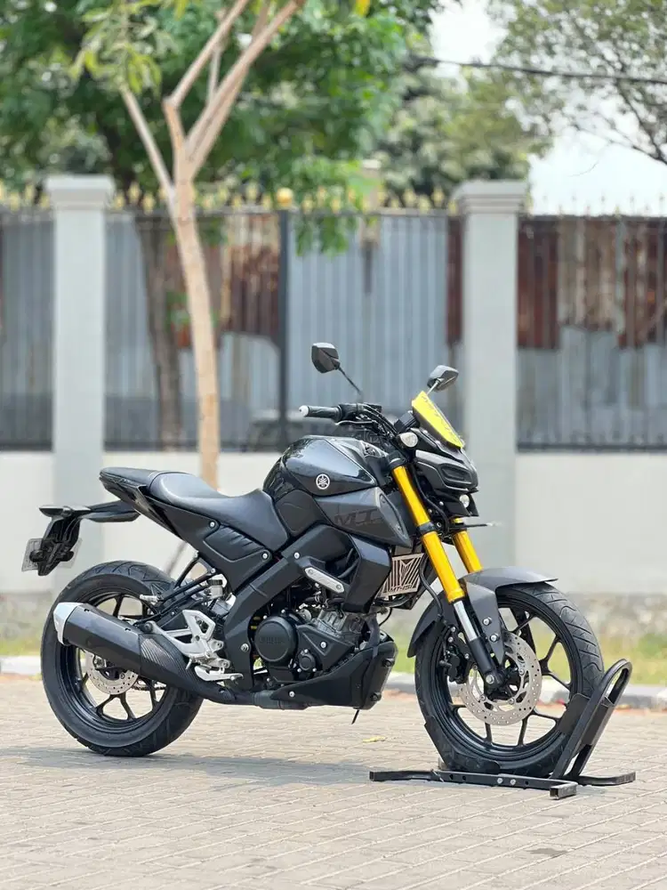 YAMAHA MT15 2020 HITAM KM LOW PAJAK PANJANG SUPERB