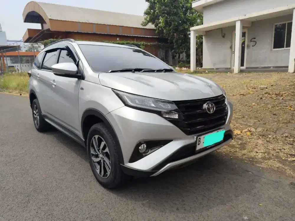 Toyota rush g at cvt matic 2018