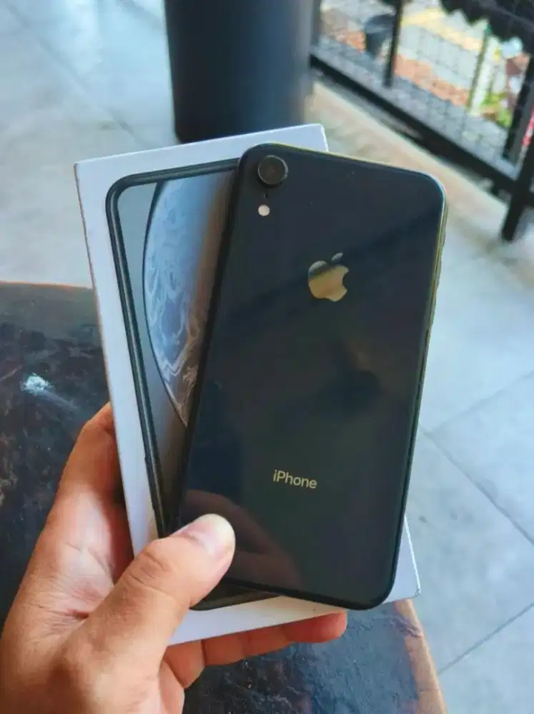 Iphone XR 64GB Black Mulus Lengkap
