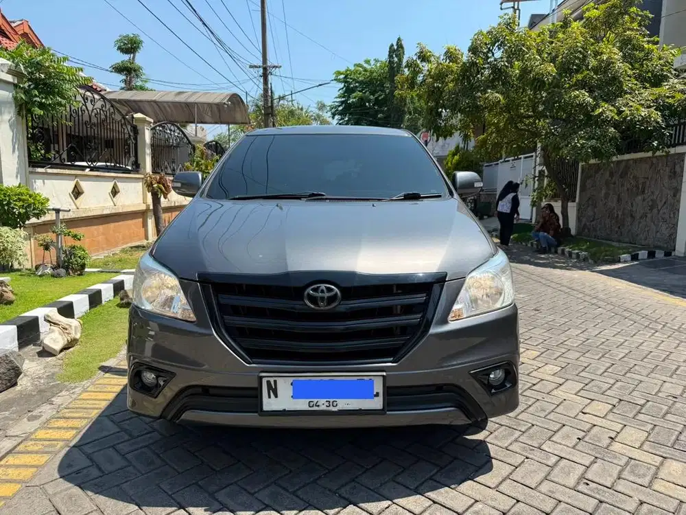 Toyota Kijang Innova V Diesel 2015 Automatic