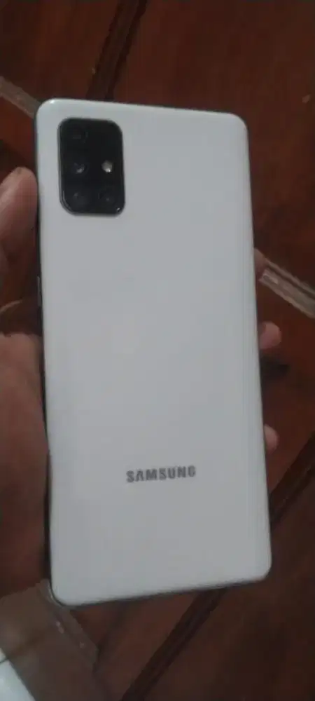 Samsung A71.Ram 8/128.Suport NFC.Minus Sidik Jari Aja of ..HP BATANGAN