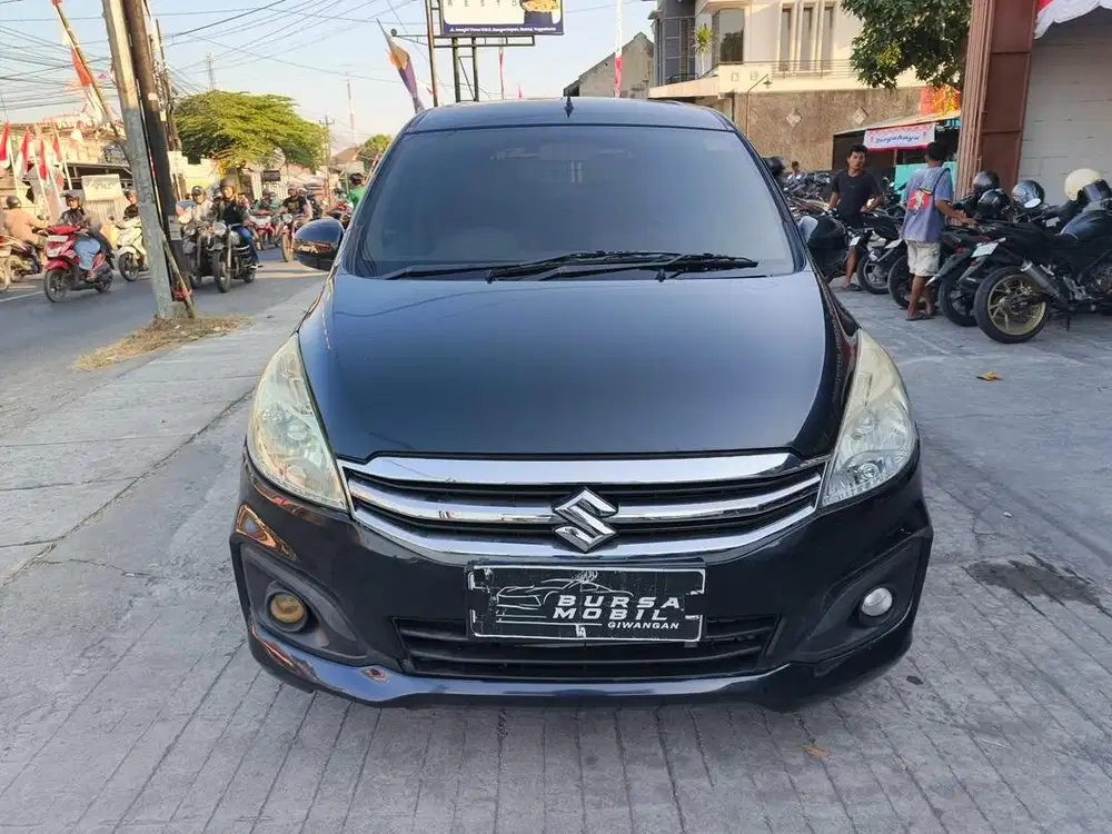 SUZUKI ERTIGA 2016 Manual Hitam