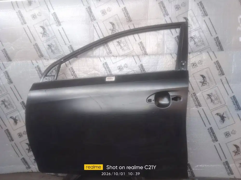 Pintu depan kiri (Yaris 2013 - 2016)