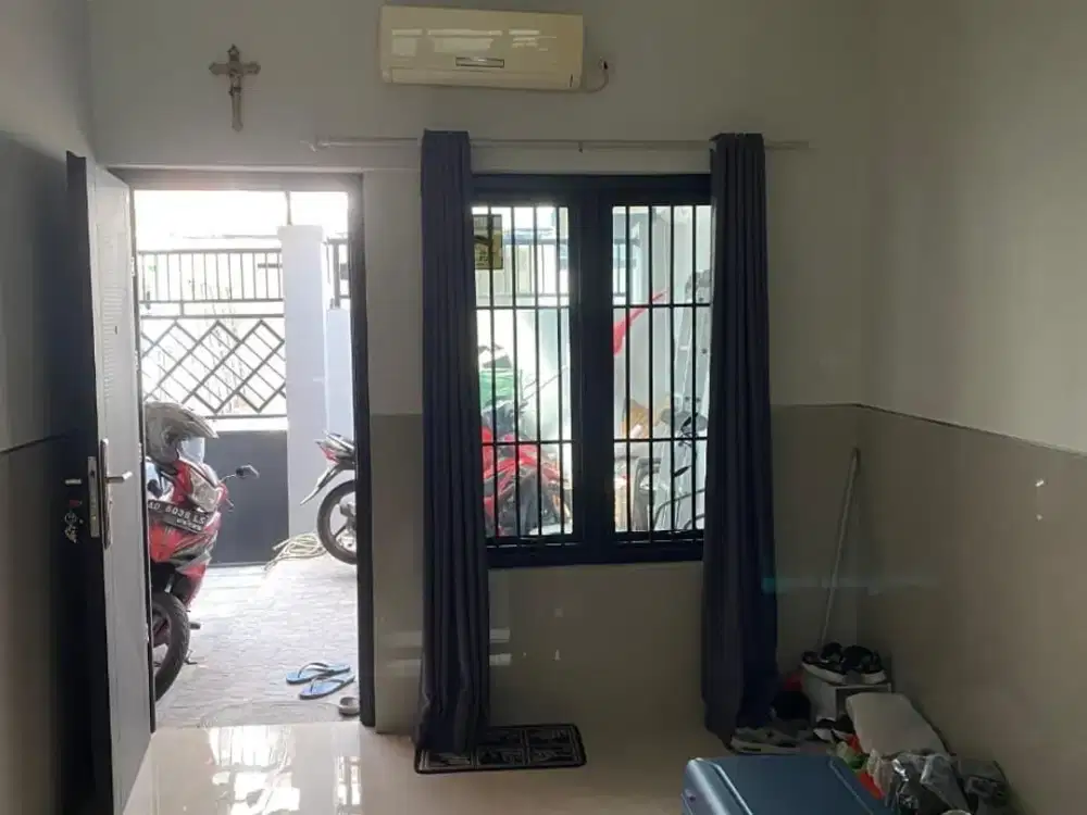 Rumah Modern Minimalis Siap Huni di Perumahan Pondok Candra Cluster Semangka Row Jalan 2 Mobil