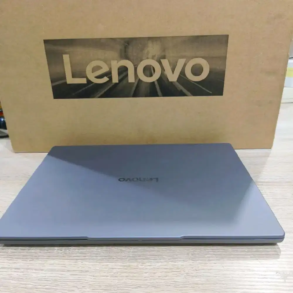 lenovo ideapad slim 5i core ultra 5 225h