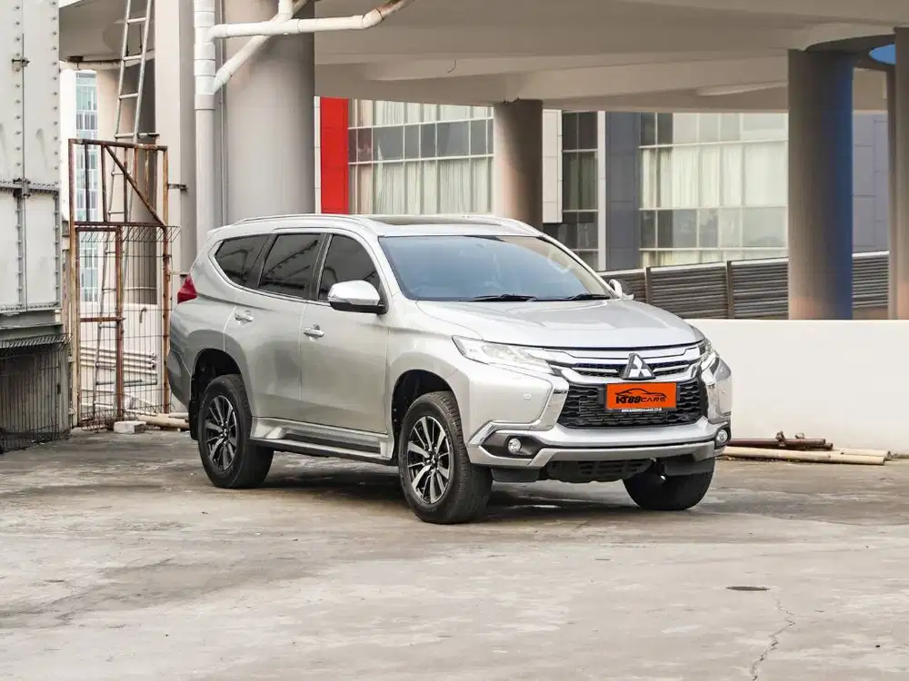 Mitsubishi Pajero Sport Dakar 4x2 2019 sunroof silver diesel matic