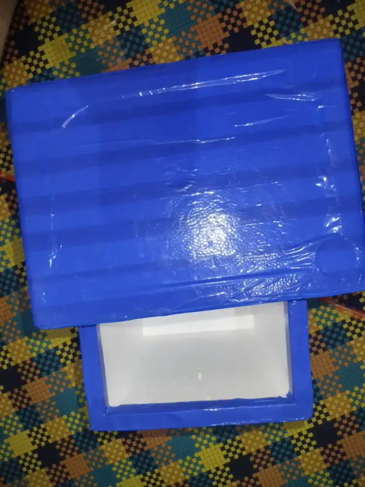 Cooler box   Styrofoam