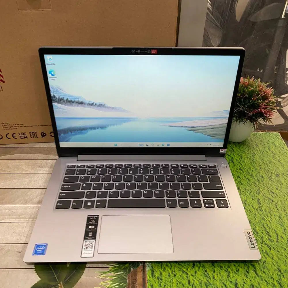 New Lenovo Ideapad Slim 1i Celeron N4020 8GB 256GB 14 HD Windows 11