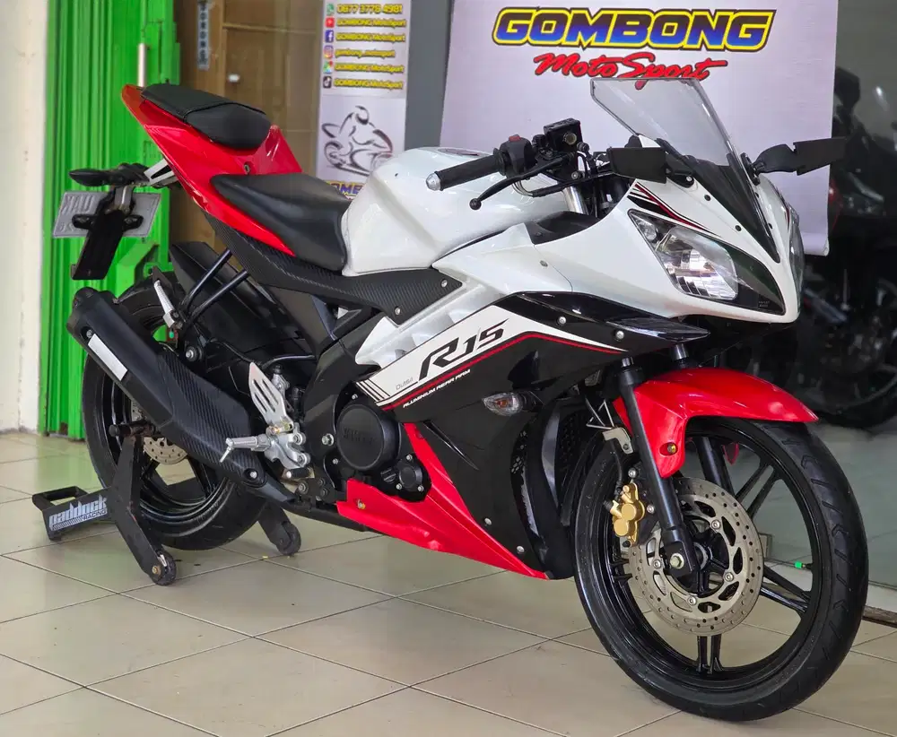 YAMAHA R15 V2 2016 ISTIMEWA