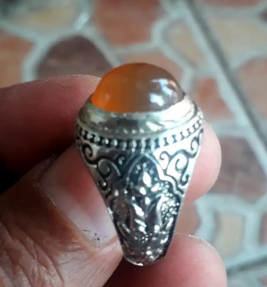 Cincin batu luar negri Golden cut eye.