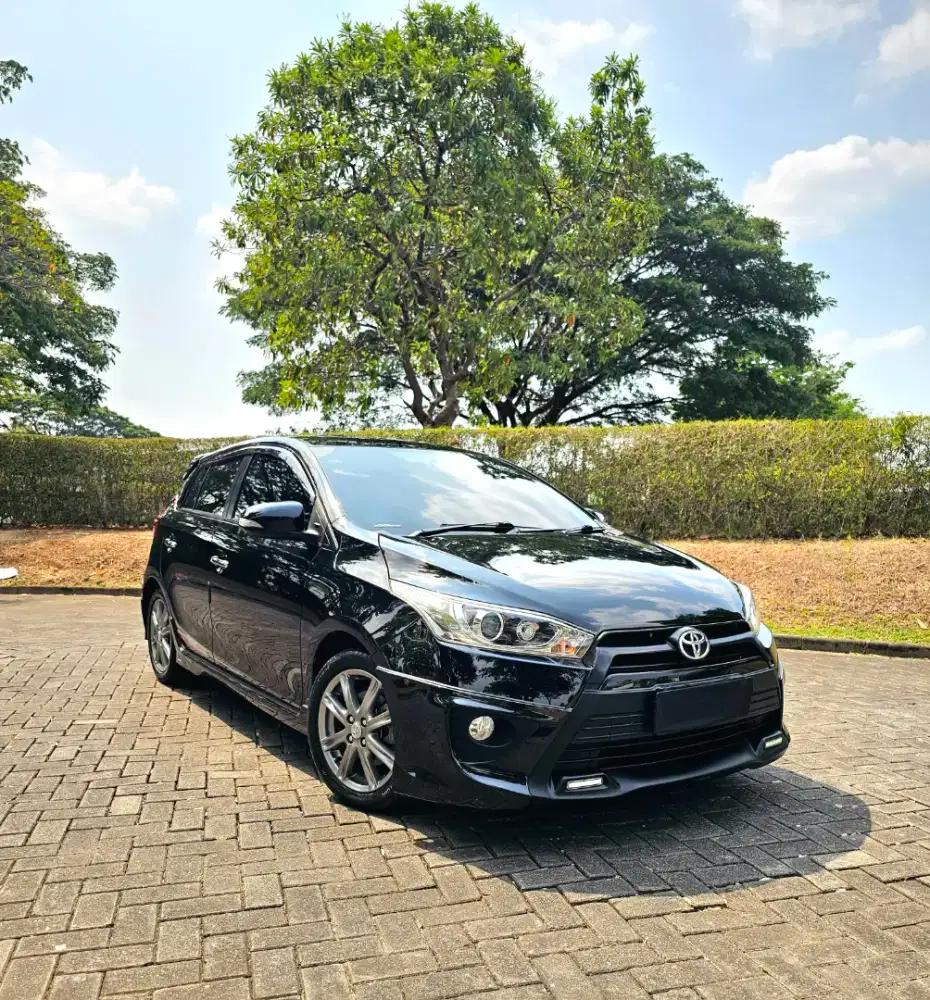 (DP 17JT) YARIS S TRS AT 2015 ISTIMEWA