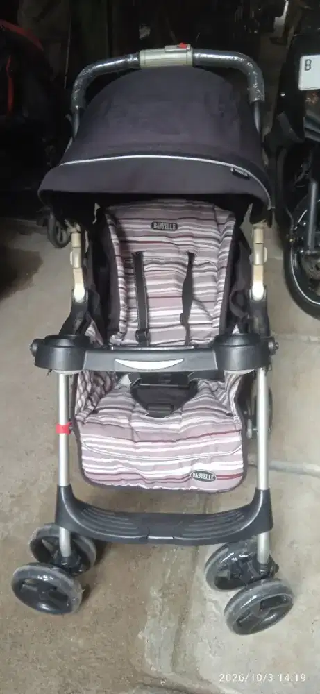 Baby stroller preloved
