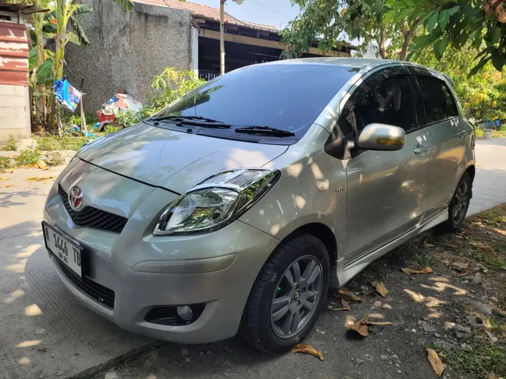 Yaris 2010 M/T Type J