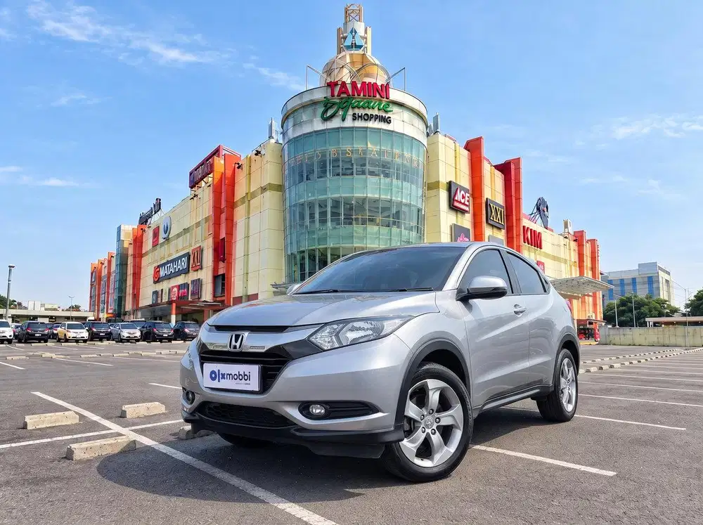 TDP RENDAH - Honda HR-V 1.5 E Bensin-AT 2017 Abu-Abu CNRBB