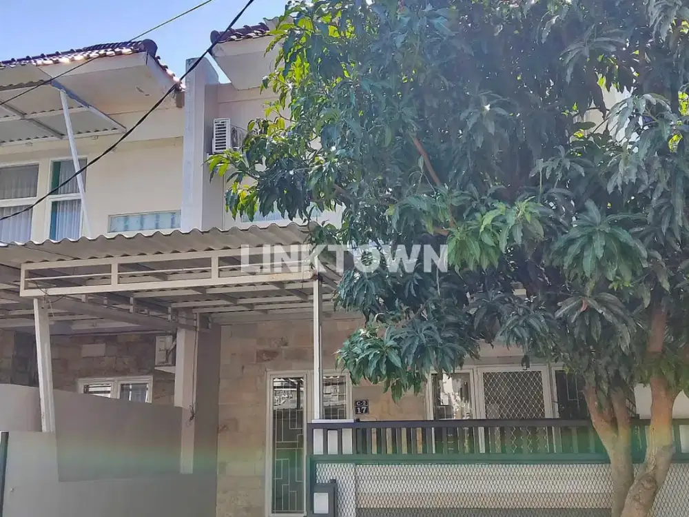Rumah 2 Lantai di Greenl Lake Strategis Surabaya Timur