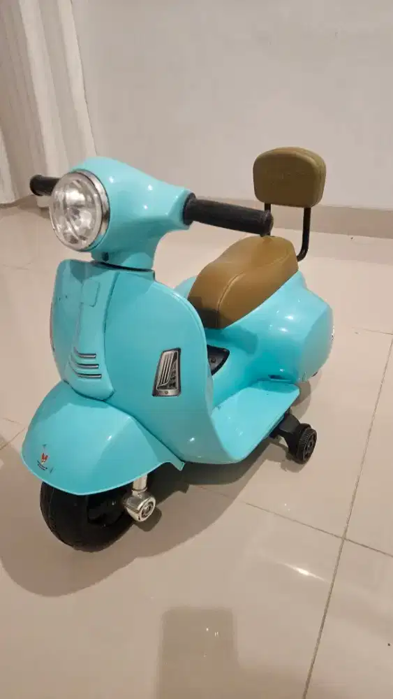 Verspa listrik aki mainan anak