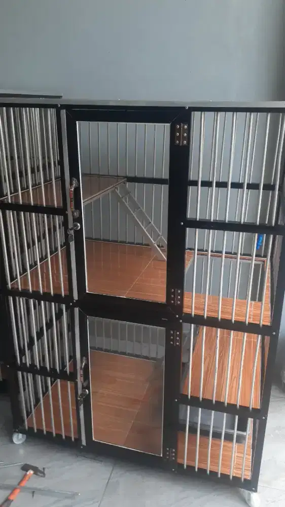 Kandang kucing 2 pintu