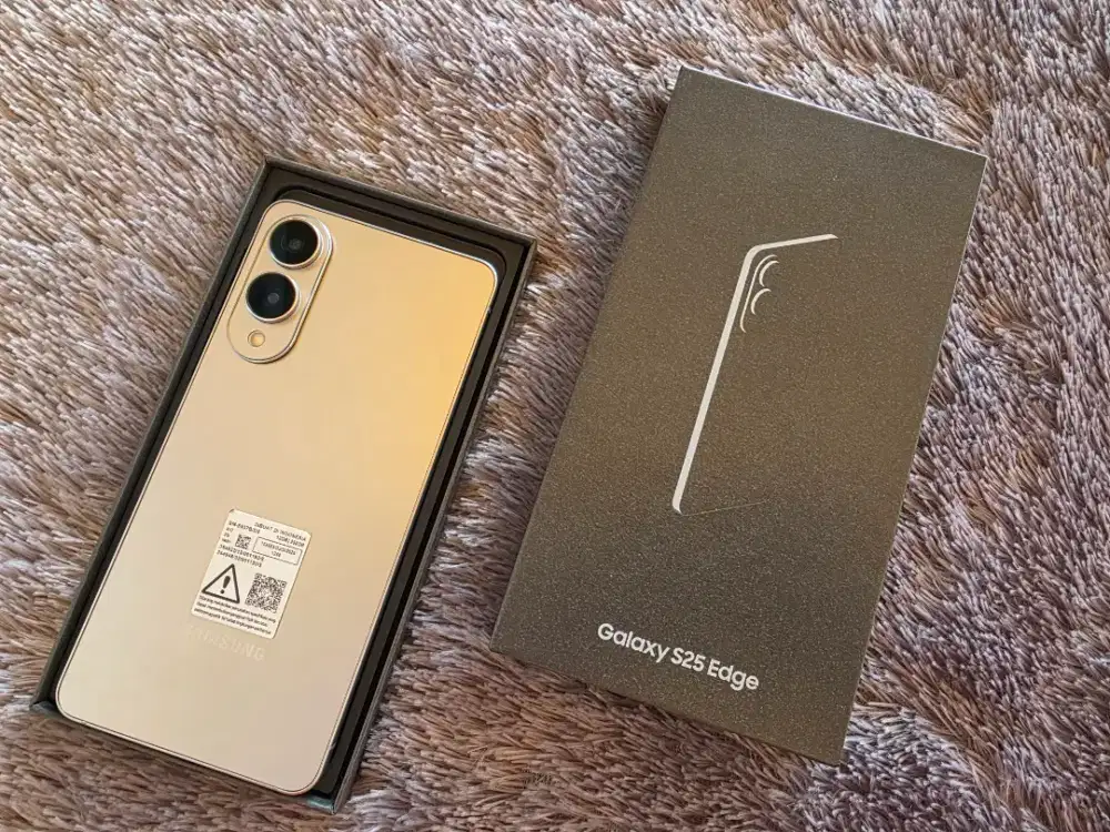 Samsung S25 EDGE 256Gb Silver mulus istimewa