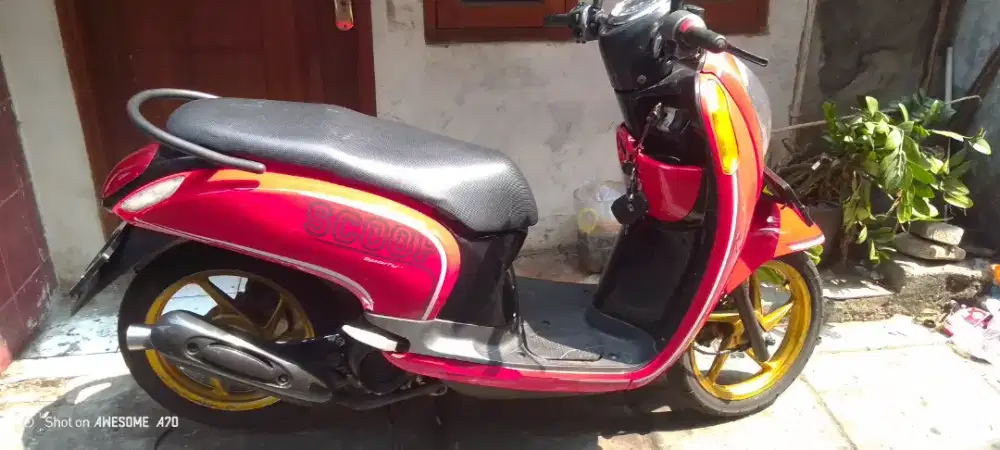 Honda Scoopy 2014