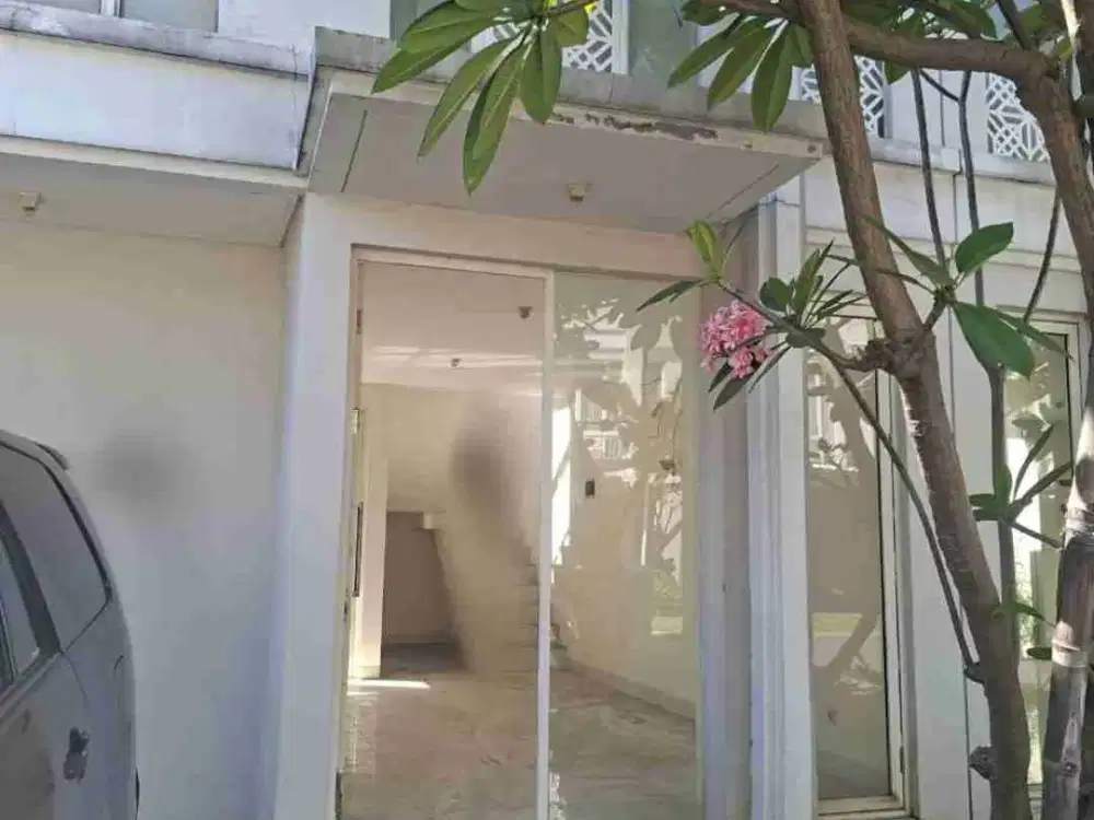 Rumah Grand Pakuwon Type Adelaide
