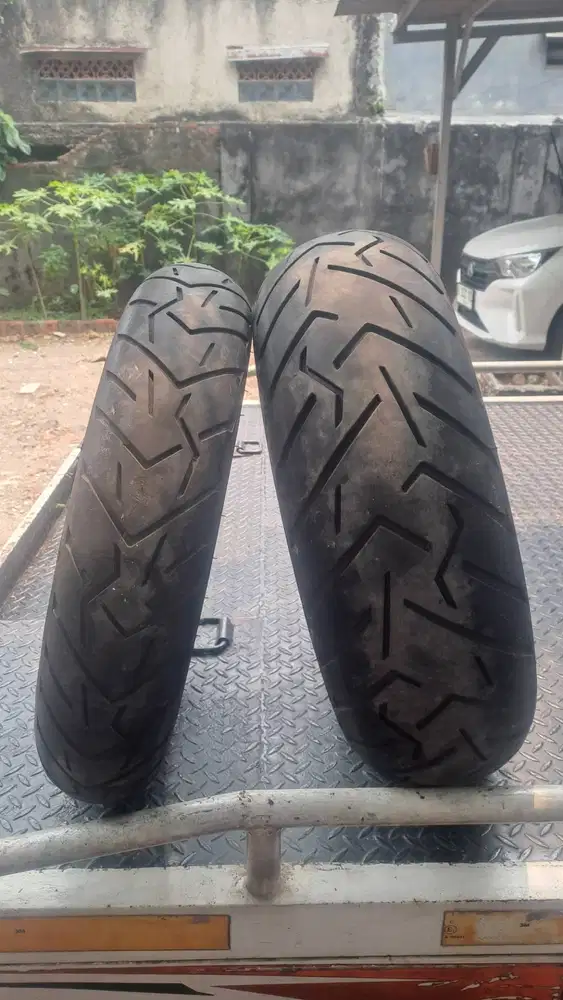 Ban Motor Pirelli