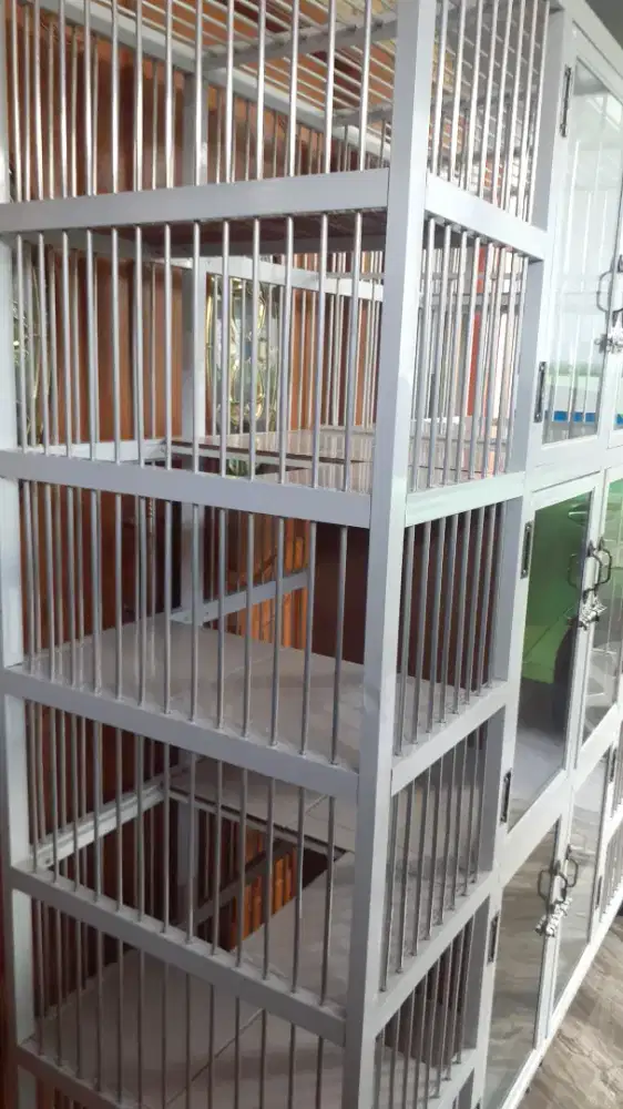Kandang kucing 6 pintu