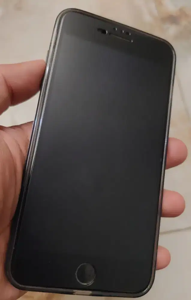 Iphone 8 plus grey WiFi Only BH 91% FP ON siap Reset