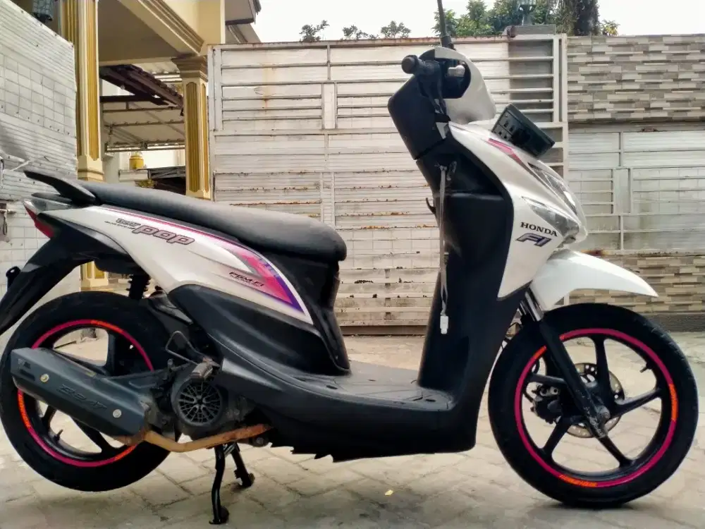 Honda Beat pop stater alus lengkap sehat keterangan detail dibawah