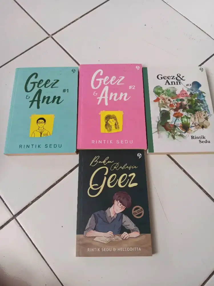 Buku novel borongan 4pc