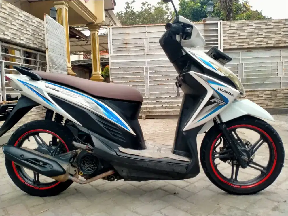 Honda Vario LED lengkap motor sehat keterangan detail dibawah