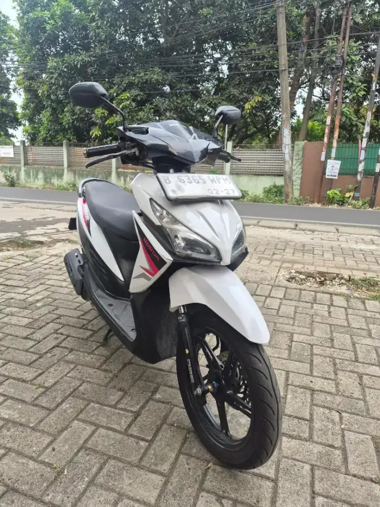 Dijual Honda Vario Agnes tahun 2017 surat lengkap