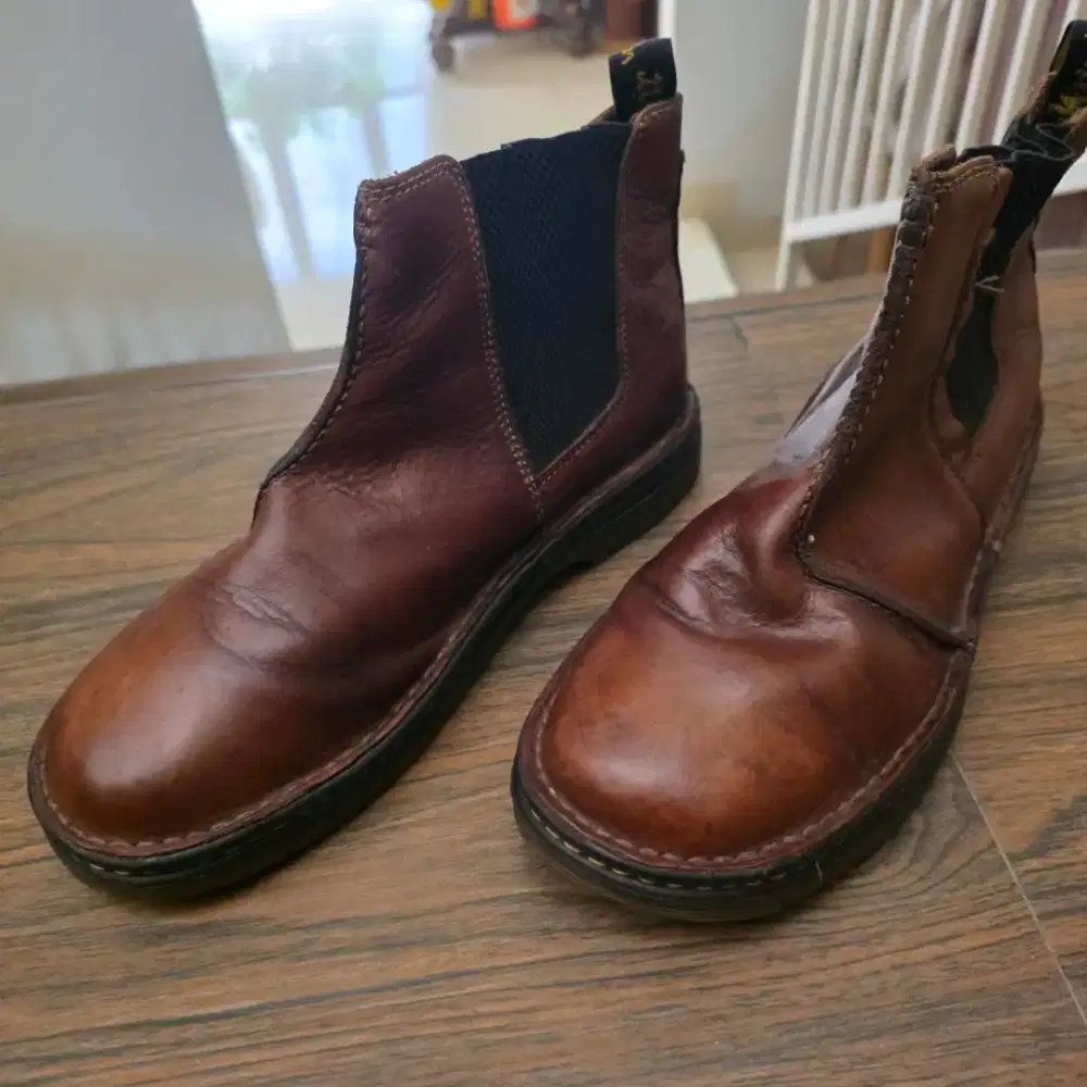 DR.MARTEN CHELSEA