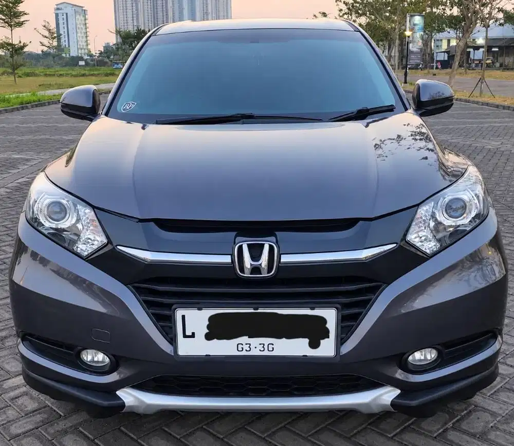 Honda HRV 2017 transmisi Matic Pribadi Abu Abu