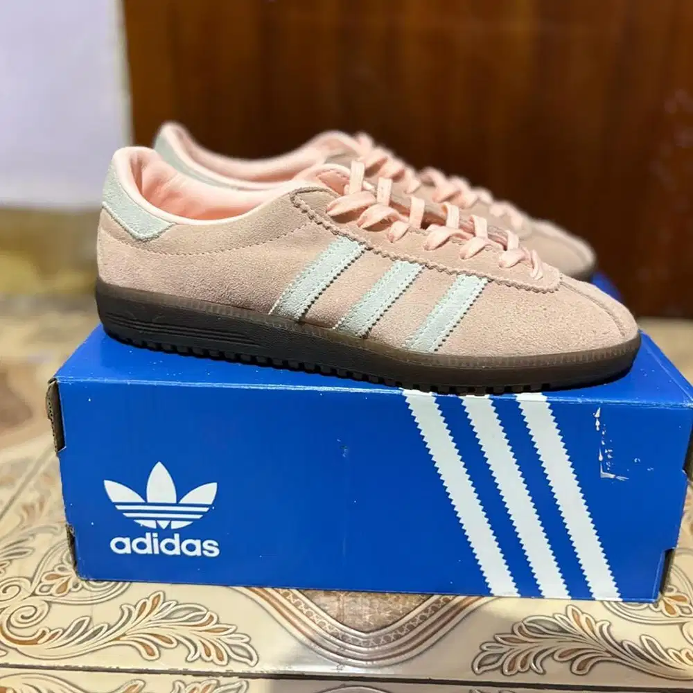 Adidas Bermuda Clear Orange Cloud White Semi Coral, Sneakers Adidas
