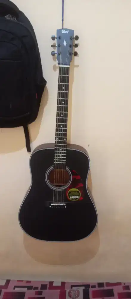 Dijual Gitar Cort Model AD810OP